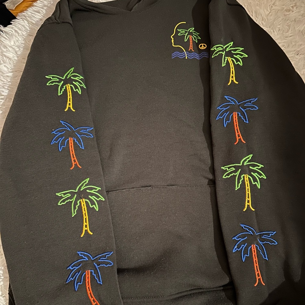 sweatshirt